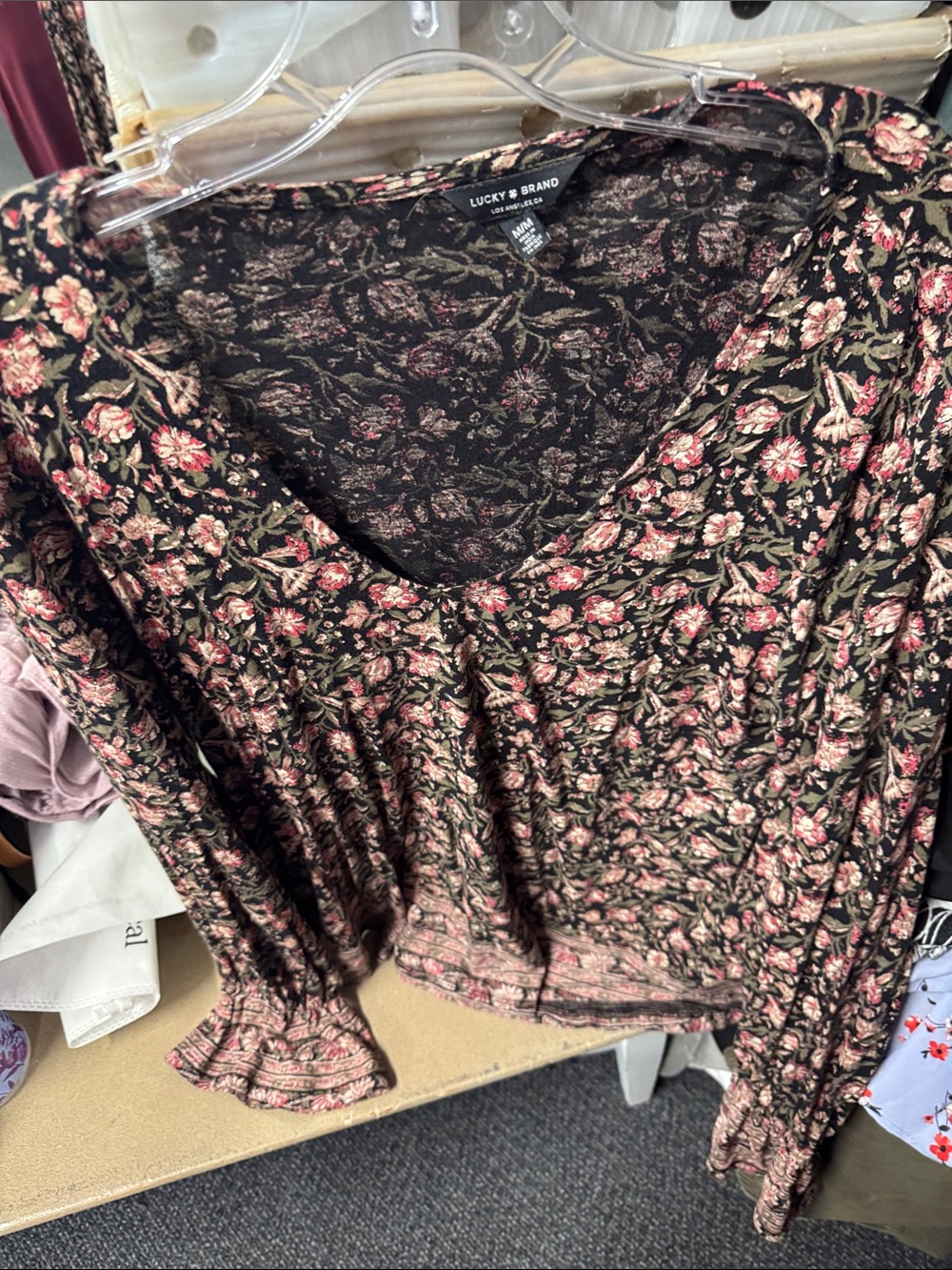 Lucky brand floral top M // 100343